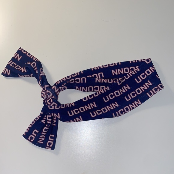 university of connecticut package - Picture 9 of 9